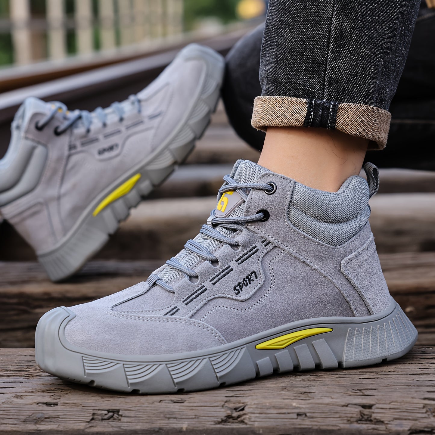 Lightweight Steel Toe Safety Shoes / Boots